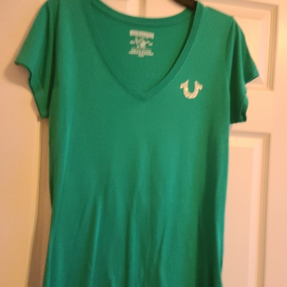 True Religion Green Fitted V-Neck Tee